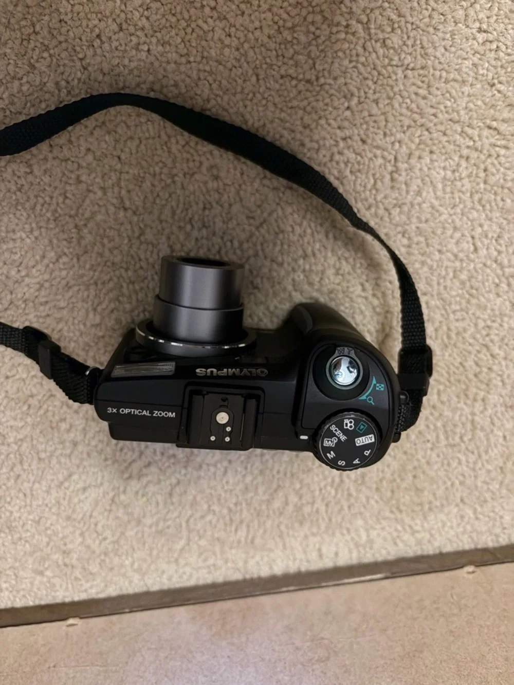 Olympus SP-350 Compact Digital Camera in Black and Silver
